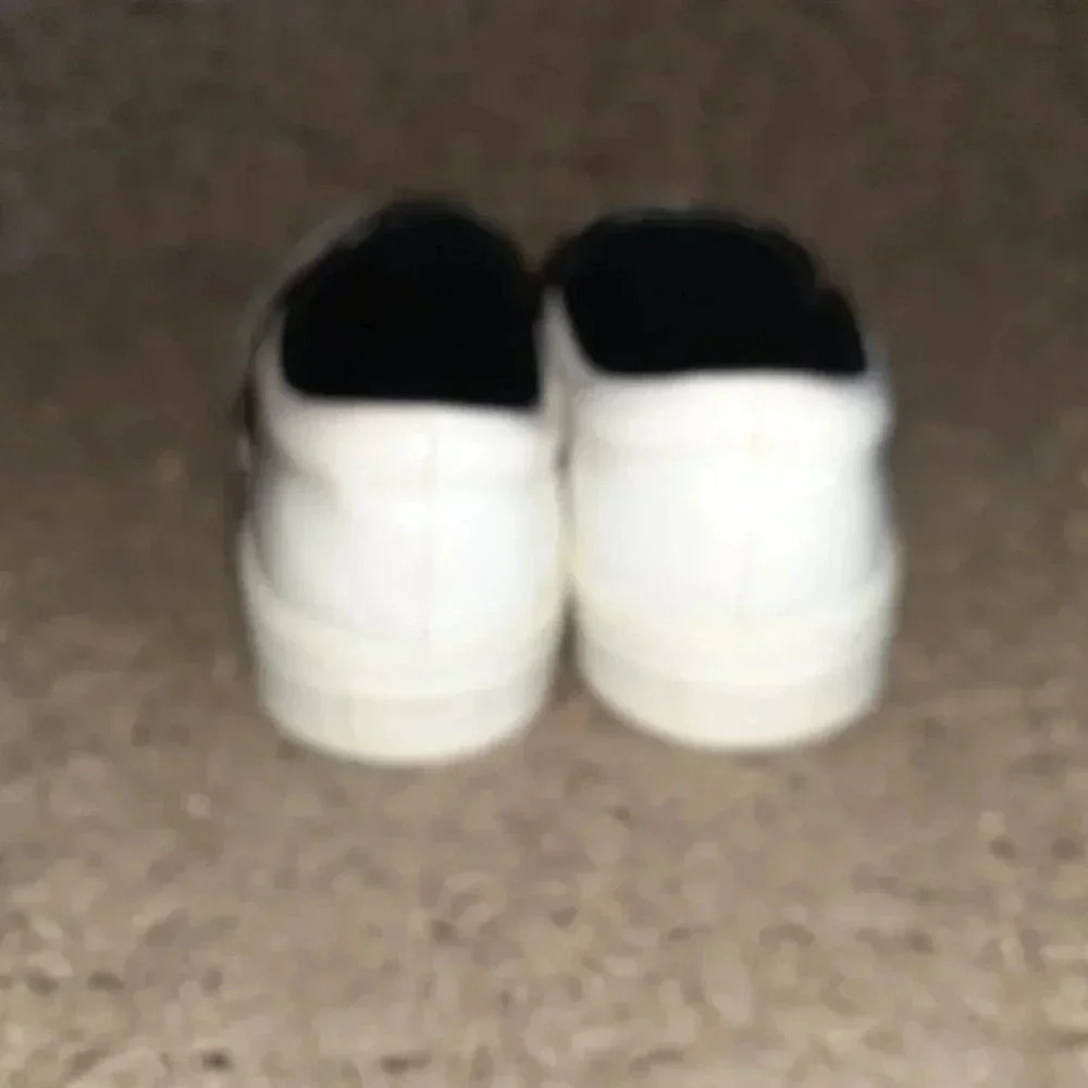 CELINE Paris-White Patent Leather Flatform Loafers-Sz 39.5-Excellent - Picture 5 of 9
